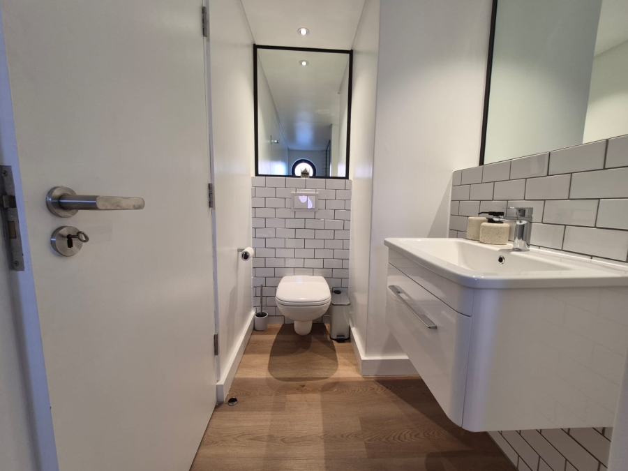 To Let 2 Bedroom Property for Rent in Claremont Western Cape